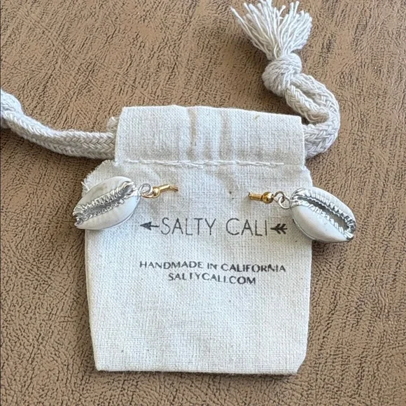 Salty Cali Cowrie Shell Drop Earrings - Silver & Cream - Picture 2 of 2